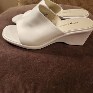 Easy Spirit Leather Wedge Sandals. Excellent Condition.